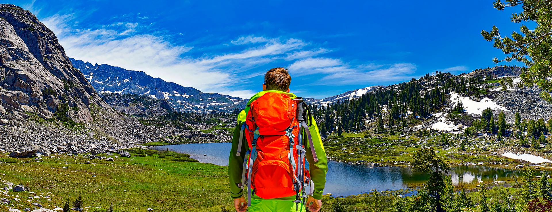 Hiking use case banner - with